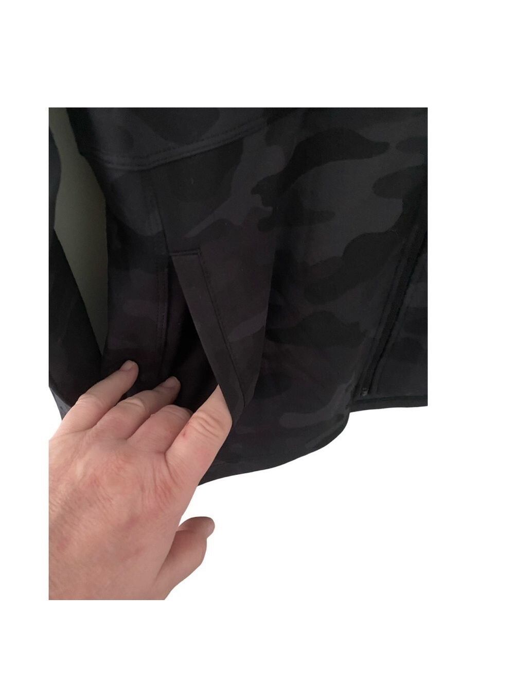 Jockey Full Zip Active Yoga Jacket Camo Black NWT Size S - Picture 6 of 10